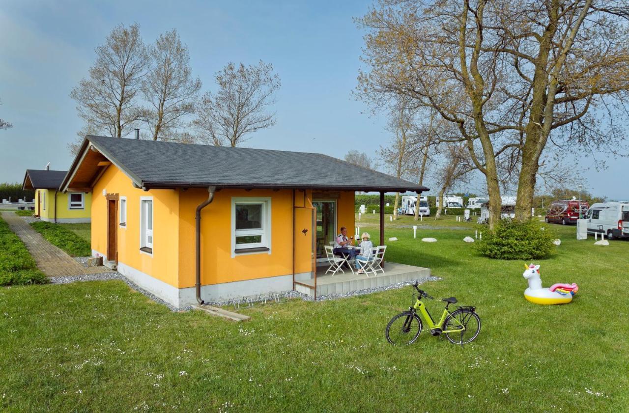 Knaus Camping- Und Ferienhauspark Rugen Altenkirchen  Kültér fotó
